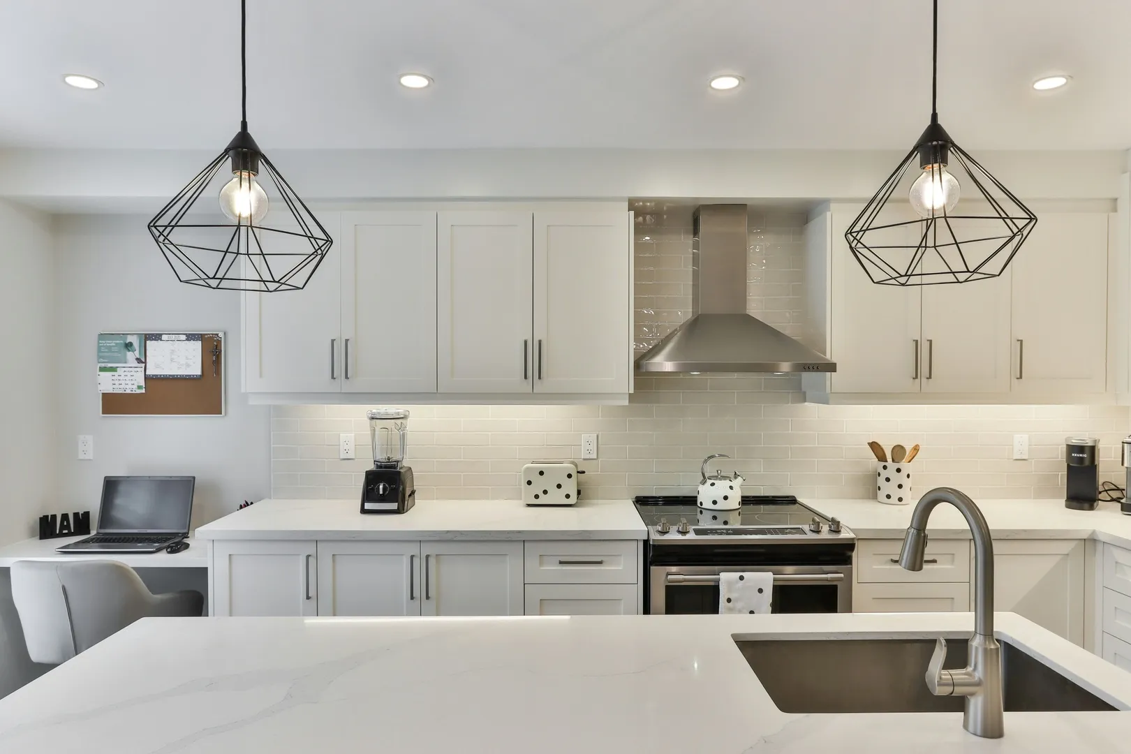 Kitchen before redesign